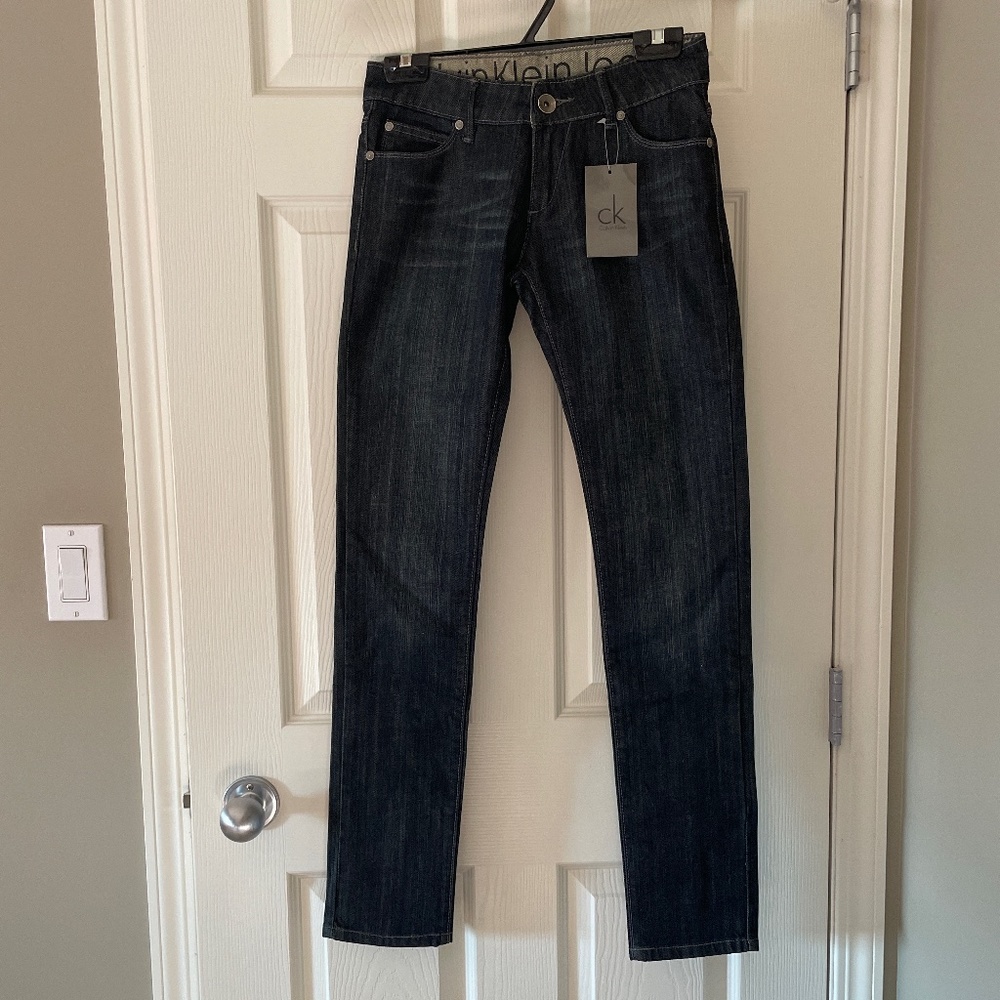 Calvin Klein Jeans Straight Leg Denim 27W 30L NWT